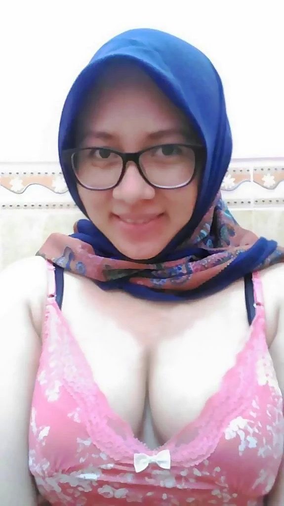 Barat Viral Digoyang Tante Hijab Kenal Di Instagram Yandex Indonesia Terbaru Top Trending Global 2026